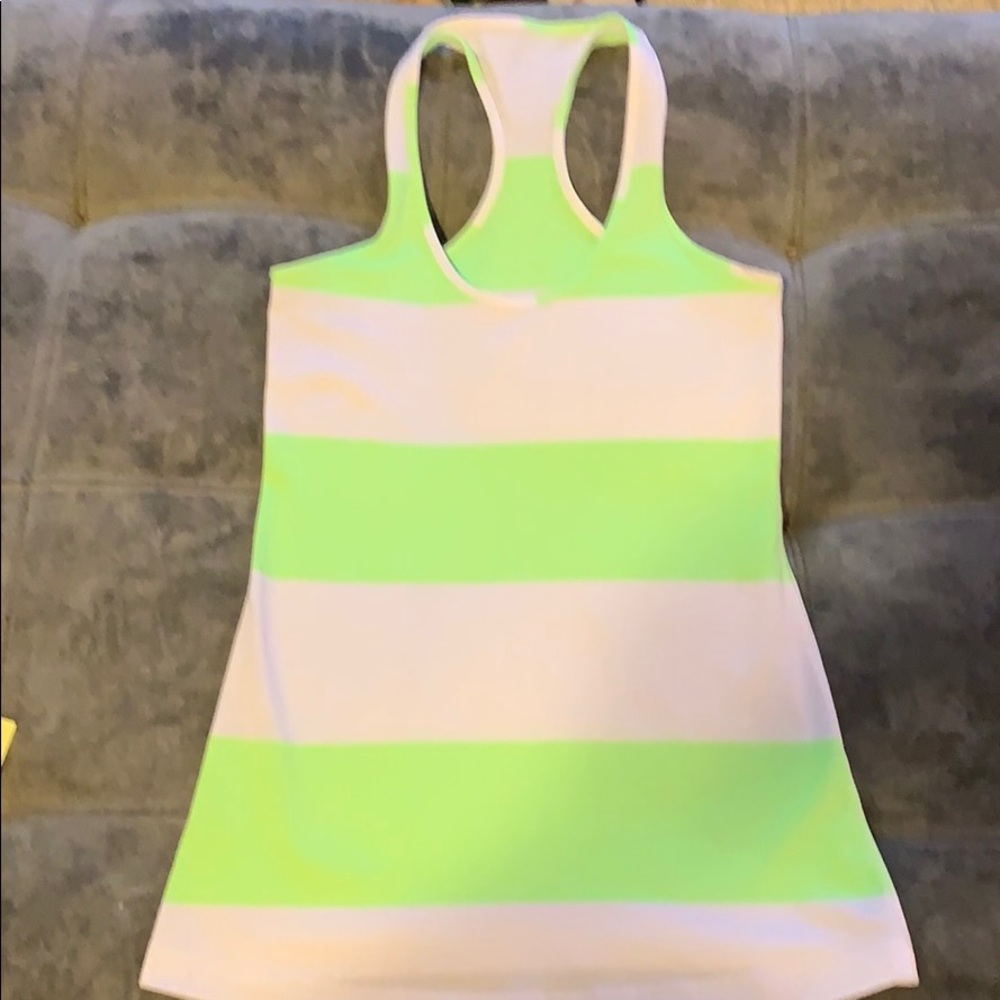 Lululemon tank